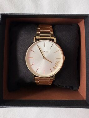 NWT Coach Gold Perry Watch 28 Mm